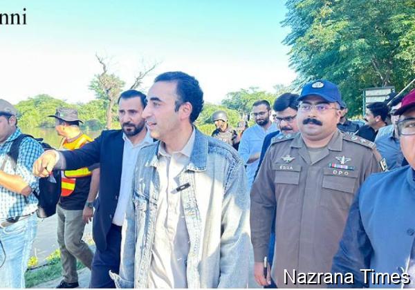 Bilawal Bhutto Zardari Honors Naval Heroes, Visits Flood-Hit South Punjab