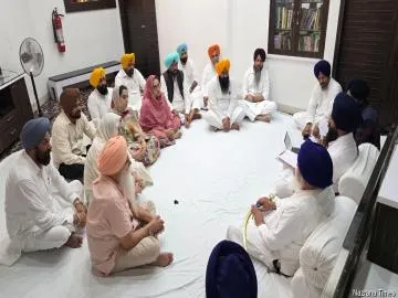 ਆਪ ਵਿਧਾਇਕਾਂ ਨੇ ਸ੍ਰੀ ਅਕਾਲ ਤਖ਼ਤ ਸਾਹਿਬ ਤੋਂ ਕੀਤੀ ਖਿਮਾ ਜਾਚਨਾ, ਵਿਧਾਇਕ ਗਿਆਸਪੁਰਾ ਦੇ ਜਾਤੀ ਵਿਤਕਰੇ ਸਬੰਧੀ ਬਿਆਨ ਤੋਂ ਕੀਤਾ ਕਿਨਾਰਾ