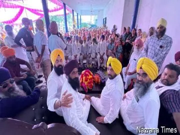 ਜਬੋਵਾਲ ਵਿਖੇ ਲੋਕ ਮਿਲਣੀ ਦੌਰਾਨ  ਈ.ਟੀ.ਓ. ਨੇ ਸੁਣੀਆਂ ਲੋਕਾਂ ਦੀਆਂ ਸਮੱਸਿਆਵਾਂ