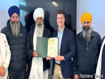 ਆਸਟ੍ਰੇਲੀਆ ਦੇ ਮਨਿਸਟਰ ਔਨ ਸੈਮ ਰੇ ਵੱਲੋਂ ਸੰਤ ਬਾਬਾ ਸੁੱਖਾ ਸਿੰਘ ਜੀ ਦਾ ਸਨਮਾਨ