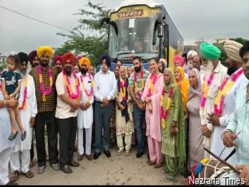 ਮੰਤਰੀ ਤੀਰਥ ਯਾਤਰਾ ਯੋਜਨਾ ਤਹਿਤ ਵਿਧਾਇਕ ਕੁਲਵੰਤ ਸਿੰਘ ਦੀ ਦੇਖ-ਰੇਖ ਹੇਠ  2 ਬੱਸਾਂ ਅੰਮ੍ਰਿਤਸਰ ਸਾਹਿਬ ਲਈ ਰਵਾਨਾ...