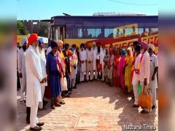 ਮੁੱਖ ਮੰਤਰੀ ਤੀਰਥ ਯਾਤਰਾ ਯੋਜਨਾ ਤਹਿਤ ਵਿਧਾਇਕ ਕੁਲਵੰਤ ਸਿੰਘ ਦੀ ਦੇਖ-ਰੇਖ ਹੇਠ ਸ੍ਰੀ ਅੰਮ੍ਰਿਤਸਰ ਸਾਹਿਬ ਲਈ ਮੋਹਾਲੀ ਤੋਂ 3 ਬੱਸਾਂ ਹੋਈਆਂ ਰਵਾਨਾ...