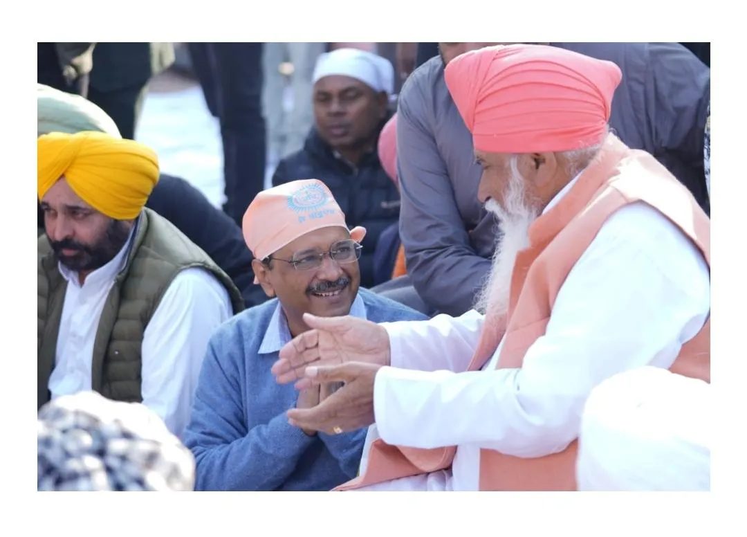 ਨਵੇਂ ਸਾਲ ਮੌਕੇ ਵਿਸ਼ਵ ਪ੍ਰਸਿੱਧ ਡੇਰਾ ਸੱਚਖੰਡ ਬੱਲਾਂ ਵਿਖੇ ਨਤਮਸਤਕ ਹੋਏ ਕੇਜਰੀਵਾਲ