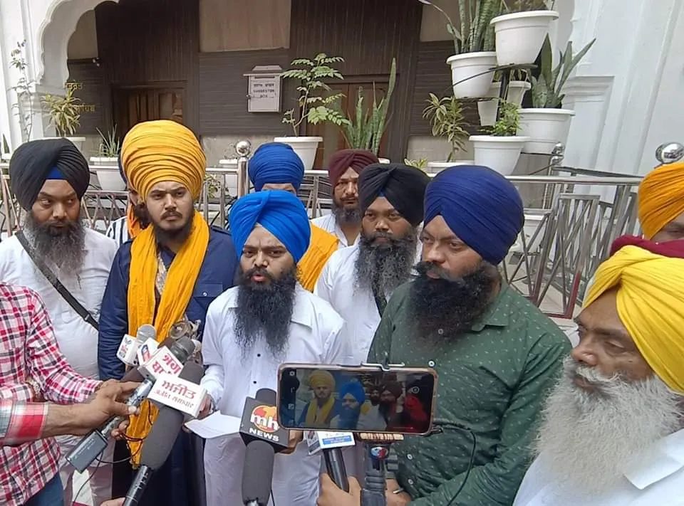 ਜਥੇਦਾਰ ਹਵਾਰਾ ਨੇ ਵਿਵਾਦਤ ਫਿਲਮ ਸੁਪਰੀਮ ਮਦਰਹੁੱਡ ਨੂੰ ਸਿੱਖ ਵਿਰੋਧੀ ਐਲਾਨਦਿਆਂ ਸੰਗਤਾਂ ਨੂੰ ਰੋਕਣ ਦਾ ਦਿੱਤਾ ਸੰਦੇਸ਼