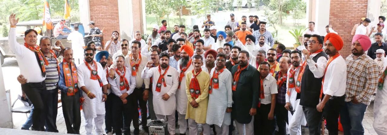 ਪੰਜਾਬ ਪ੍ਰਧਾਨ ਅਸ਼ਵਨੀ ਸ਼ਰਮਾ ਦੇ ਸੱਦੇ 'ਤੇ ਪੰਜਾਬ ਭਰ 'ਚ ਭਾਜਪਾ ਵਰਕਰਾਂ ਨੇ ਭਗਵੰਤ ਮਾਨ ਸਰਕਾਰ ਖਿਲਾਫ ਕੀਤਾ ਪ੍ਰਦਰਸ਼ਨ।