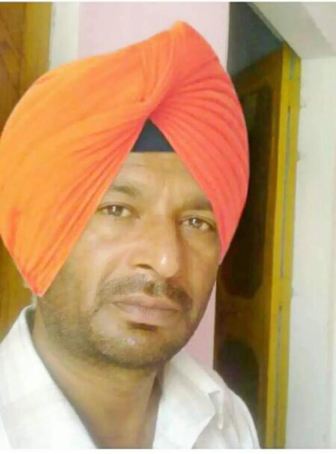 ਨਮ ਅੱਖਾਂ ਨਾਲ ਦਿੱਤੀ ਪੱਤਰਕਾਰ ਕੁਲਵਿੰਦਰ ਸਿੰਘ ਮੋਹਟਾ ਨੂੰ ਅੰਤਿਮ ਵਿਦਾਇਗੀ