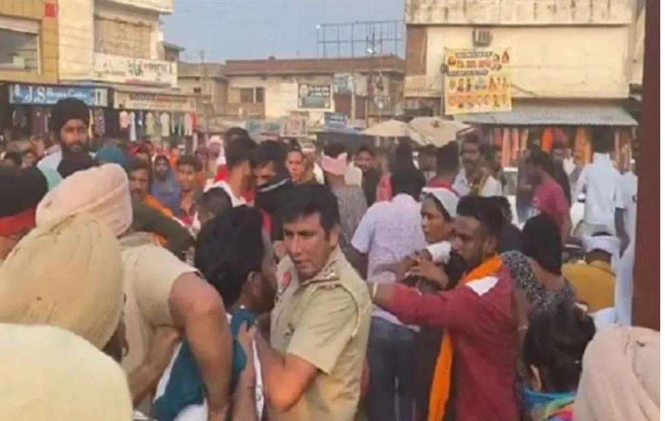 ਜਲੰਧਰ ‘ਚ ਪ੍ਰਦਰਸ਼ਨਕਾਰੀਆਂ ਵੱਲੋਂ ਪੁਲਿਸ ਥਾਣੇ ‘ਤੇ ਪੱਥਰਬਾਜ਼ੀ, ASI ਜ਼ਖਮੀ