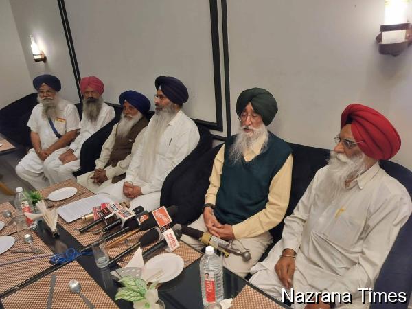 ਪੁਲਿਸ ਅੱਜ ਵੀ ਕੇ.ਪੀ.ਐਸ. ਗਿੱਲ ਦੇ ਸਮੇ ਦੀ ਤਰ੍ਹਾਂ ‘ਜੰਗਲ ਦੇ ਰਾਜ’ ਵਾਲੇ ਮਨੁੱਖਤਾ ਵਿਰੋਧੀ ਅਮਲ ਕਰਕੇ ਕਤਲ ਵੀ ਕਰ ਰਹੀ ਹੈ ਅਤੇ ਲੋਕਾਂ ਦੇ ਘਰ ਵੀ ਢਾਹ ਰਹੀ ਹੈ : ਮਾਨ