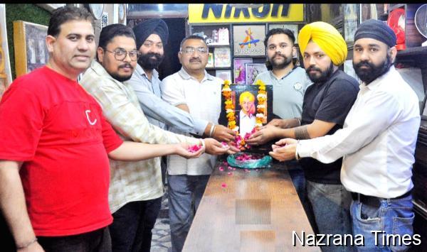 ਐਂਟੀ ਕੁਰੱਪਸ਼ਨ ਸੁਸਾਇਟੀ ਵੱਲੋਂ ਸ਼ਹੀਦ ਭਗਤ ਸਿੰਘ,ਰਾਜਗੁਰੂ ਅਤੇ ਸੁਖਦੇਵ ਨੂੰ ਸ਼ਰਧਾਂਜਲੀ