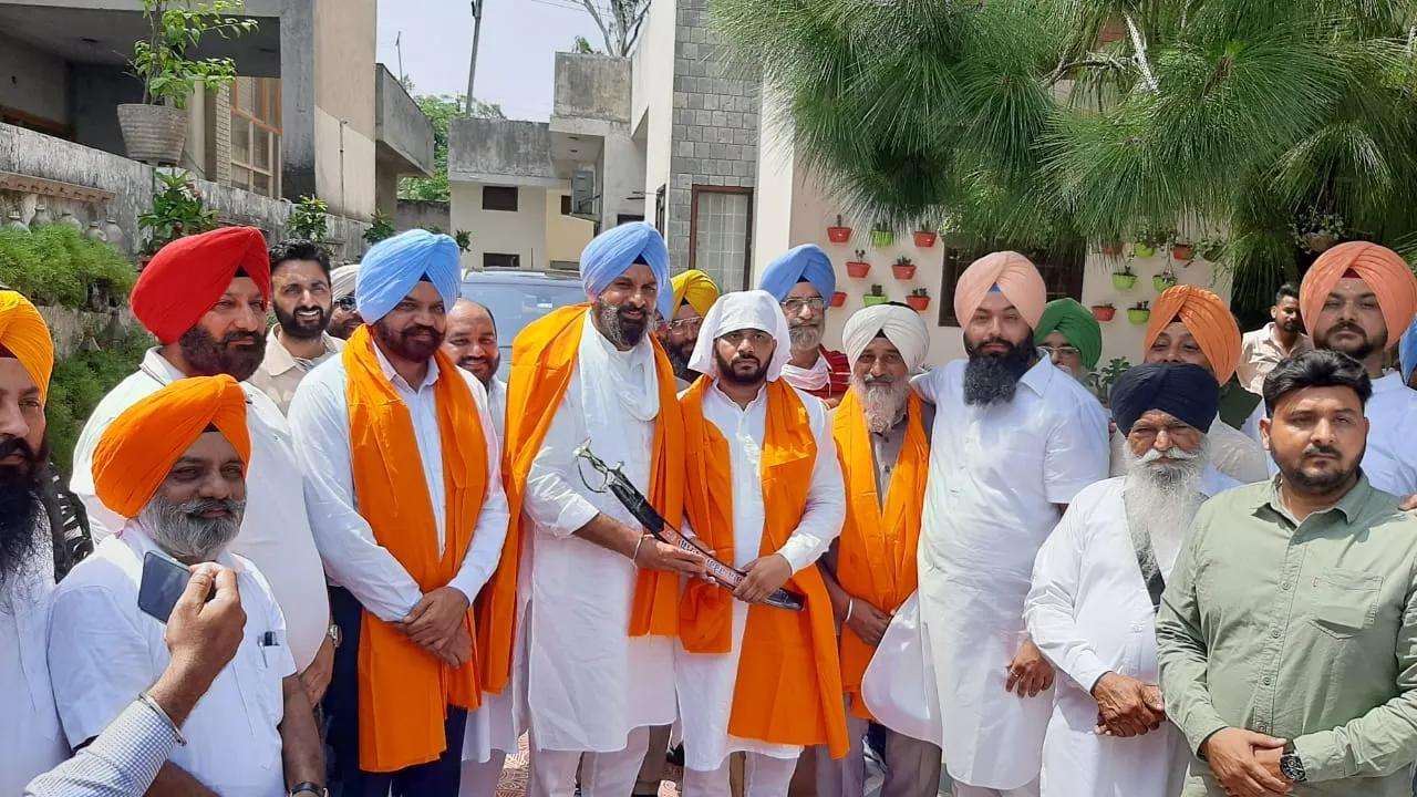 ਮਜੀਠੀਏ ਨੇ ਲੋਪੌਂ ਦਾ ਰੁੱਸਿਆ ਪਰਿਵਾਰ ਤੋਰ ਕੇ ਸਮਰਾਲੇ ਅੰਦਰ ਢਿੱਲੋਂ ਦਾ ਕੱਦ ਕੀਤਾ ਉਚਾ