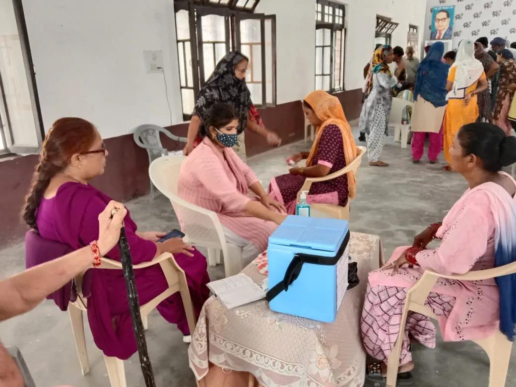 ਪਿੰਡ ਡੀਂਗਰੀਆਂ ਵਿਖੇ  ਕੋਰੋਨਾ ਵੈਕਸੀਨ ਕੈੰਪ ਲਗਾਇਆ