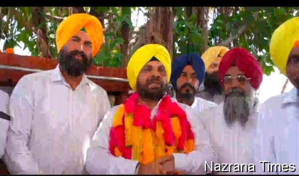 ਹਲਕਾ ਜੰਡਿਆਲਾ ਗੁਰੂ ਹਰਭਜਨ ਸਿੰਘ ਈਟੀਓ ਦੇ ਨਾਮ ਬਿਜਲੀ ਦੀਆਂ ਲਾਈਨਾਂ ਨਵੇਂ ਟਰਾਂਸਫਾਰਮਰ ਤੇ ਨਵੀਆਂ ਸੜਕਾਂ ਦਾ ਜਾਲ ਵਿਛਿਆ
