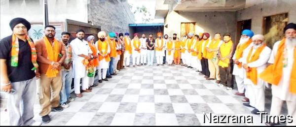 ਪਿੰਡ ਠਰੂ ਵਿਖੇ ਜ਼ਿਲ੍ਹਾ ਪ੍ਰਧਾਨ ਸੰਧੂ ਦੀ ਅਗਵਾਈ ਹੇਠ ਸਾਬਕਾ ਸਰਪੰਚ ਸਮੇਤ ਦੋ ਸਾਬਕਾ ਪੰਚਾਇਤ ਮੈਂਬਰ ਭਾਜਪਾ ਵਿੱਚ ਸ਼ਾਮਲ