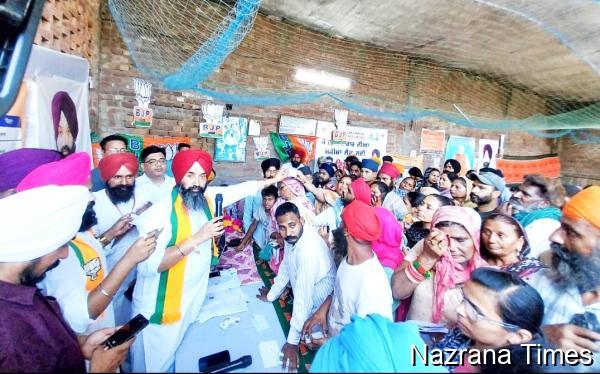 ਤਰਨਤਾਰਨ ਸ਼ਹਿਰ ਦੇ ਮੁਹੱਲਾ ਨਾਨਕਸਰ ਵਿਖੇ ਮੋਦੀ ਸਰਕਾਰ ਦੀਆਂ ਸਹੂਲਤਾਂ ਸੰਬੰਧੀ ਵਿਸ਼ਾਲ ਕੈਂਪ ਆਯੋਜਿਤ