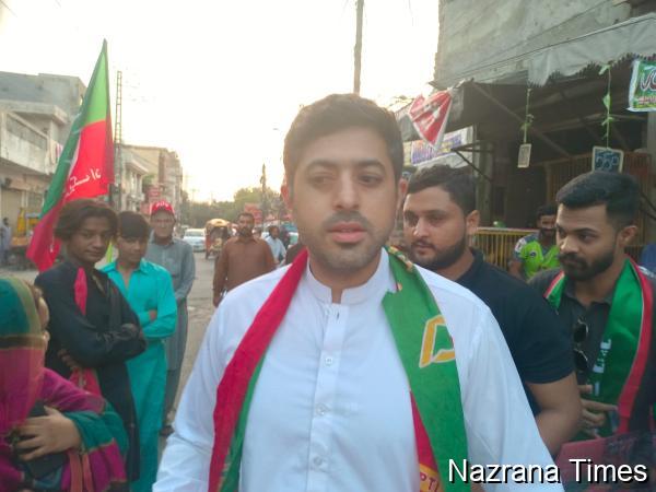 इमरान खान की रिहाई के लिए लाहौर में PTI की घर-घर मुहिम, शायन बशीर ने संभाली कमान