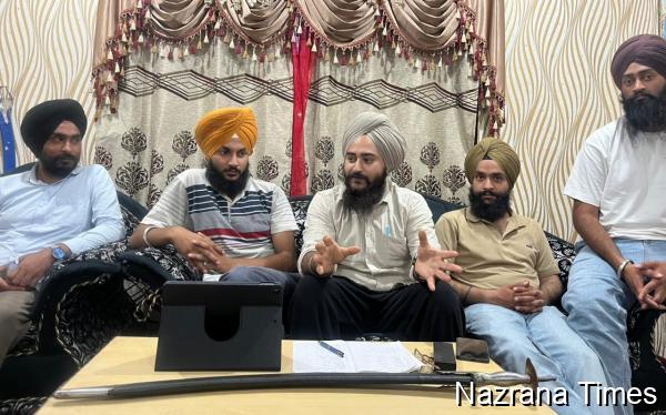 ਕਸ਼ਮੀਰ ਦੇ ਸਿੱਖ ਨੌਜਵਾਨਾਂ ਵੱਲੋਂ ਪੰਜਾਬ ਸਰਕਾਰ ਅਤੇ ਗਾਇਕ ਬੀਰ ਸਿੰਘ ਨੂੰ ਤਾੜਨਾ