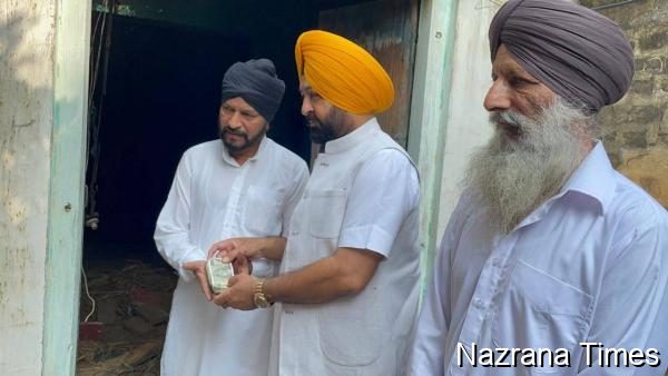 ਮੰਤਰੀ ਮੁੰਡੀਆਂ ਨੇ ਪਿੰਡ ਸਾਹਿਬਾਨਾ ਵਿੱਚ ਹੜ੍ਹ ਨਾਲ ਨੁਕਸਾਨੇ ਗਏ ਘਰ ਦੀ ਮੁਰੰਮਤ ਲਈ 50,000 ਰੁਪਏ ਦੀ ਨਕਦ ਸਹਾਇਤਾ ਪ੍ਰਦਾਨ ਕੀਤੀ