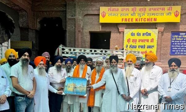 ਅਲਵਰ ਰਾਜਿਸਥਾਨ ਦੀਆਂ ਸੰਗਤਾਂ ਵੱਲੋਂ ਹੜ੍ਹ ਪੀਵਤਾਂ ਦੀ ਸਹਾਇਤਾ ਲਈ ਸ਼੍ਰੋਮਣੀ ਕਮੇਟੀ ਨੂੰ ਦਿੱਤੀ ਨਕਦ ਰਾਸ਼ੀ ਅਤੇ ਲੋੜੀਂਦਾ ਸਮਾਨ
