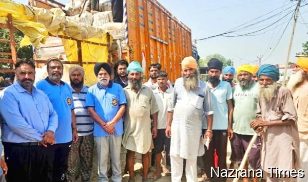 ਸਰੱਬਤ ਦਾ ਭਲਾ ਟਰੱਸਟ ਨੇ ਅਜਨਾਲਾ ਦੇ ਸਰਹੱਦੀ ਪਿੰਡਾਂ 'ਚ 24 ਟਨ ਪਸ਼ੂ-ਚਾਰਾ ਵੰਡਿਆ