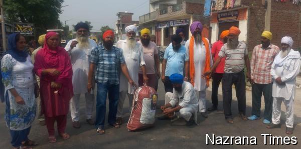 ਤਰਸਿੱਕਾ ਬਲਾਕ ਬਚਾਓ ਮੋਰਚਾ ਤਿੱਖਾ  ਕਿਸਾਨ ਮਜਦੂਰ ਸੰਘਰਸ਼ ਕਮੇਟੀ ਨੇ ਈਟੀਓ ਦਾ ਫੂਕਿਆ ਪੁਤਲਾ, ਸਰਕਾਰ ਵਿਰੁਧ ਸ਼ੰਘਰਸ਼ ਹੋਰ ਤੇਜ ਹੋਵੇਗਾ