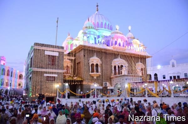 ਭਾਰਤੀ ਸਿੱਖ ਯਾਤਰੀਆਂ ਵੱਲੋਂ  ਗੁਰਦੁਆਰਾ ਪੰਜਾ ਸਾਹਿਬ ਵਿਖੇ ਪਾਕਿਸਤਾਨ ਦੀ ਗਰਮਜੋਸ਼ ਮੇਜ਼ਬਾਨੀ ਦੀ ਪ੍ਰਸ਼ੰਸਾ