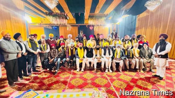 ਪਿੰਡ ਮੁਛੱਲ ਵਿਚ ਰਵਾਇਤੀ ਪਾਰਟੀਆਂ ਨੂੰ ਛੱਡ ਕੇ ਸਵਿੰਦਰ ਸਿੰਘ ਦੀ ਪ੍ਰੇਰਨਾਂ ਨਾਲ ਆਮ ਆਦਮੀ ਪਾਰਟੀ ਵਿਚ ਦਰਜਨਾਂ ਵਰਕਰ ਹੋਏ ਸ਼ਾਮਲ