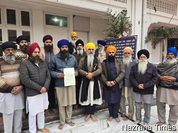 ਸਿੱਖ ਜਾਗ੍ਰਿਤੀ ਲਹਿਰ ਵੱਲੋਂ ਲਾਪਤਾ ਸਰੂਪਾਂ ਦੇ ਸੰਬੰਧ 'ਚ ਦੋਸ਼ੀਆਂ ਖ਼ਿਲਾਫ਼ ਕਾਨੂੰਨੀ ਕਾਰਵਾਈ ਲਈ ਜਥੇਦਾਰ ਨੂੰ ਸੌਂਪਿਆ ਮੰਗ ਪੱਤਰ