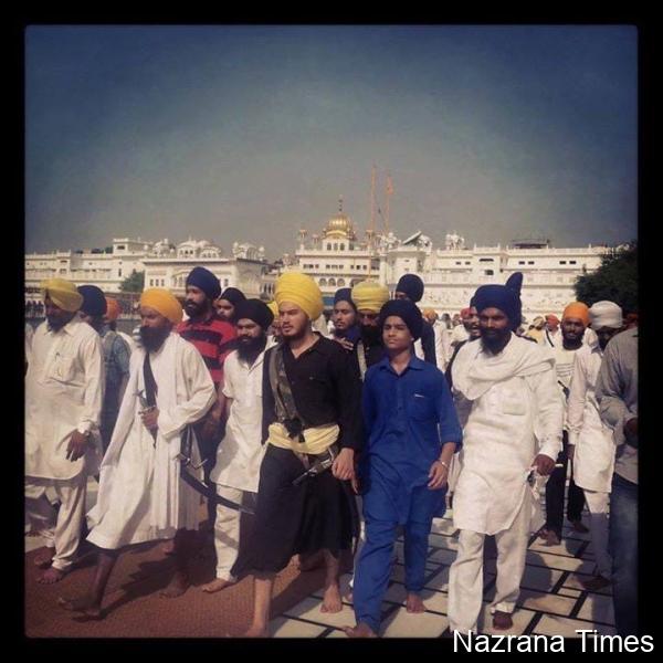 ਗੁਰੂ ਦੇ ਸਿੱਖ ਤਾਂ ਅਕਾਲ ਦੇ ਪੁਜਾਰੀ ਨੇ, ਕਿਸੇ ਦੇਸ਼ ਦੇ ਭਗਤ ਨਹੀਂ...