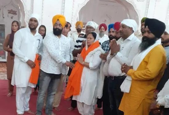 ਸਾਬਕਾ ਜੱਜ ਮੰਜੂ ਰਾਣਾ ਨੂੰ ਆਪ ਦੇ ਹਲਕਾ ਇੰਚਾਰਜ ਬਣਨ ਤੇ ਜ਼ਿਲ੍ਹਾ ਪ੍ਰਧਾਨ ਅਤੇ ਟੀਮ ਨੇ ਕੀਤਾ ਸਨਮਾਨਿਤ