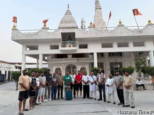 ਸ੍ਰੀ ਬਾਲਾ ਜੀ ਮਹਾਰਾਜ ਅਤੇ ਖਾਟੂ ਸ਼ਿਆਮ ਯਾਤਰਾ ਲਈ ਸ਼ਰਧਾਲੂਆਂ ਦਾ ਜਥਾ ਜੈਕਾਰਿਆਂ ਦੀ ਗੂੰਜ ਵਿੱਚ ਰਵਾਨਾ