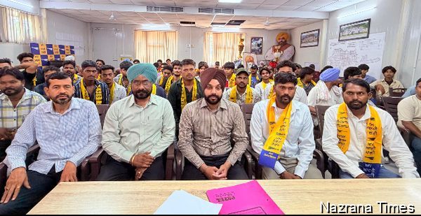 ਪੰਜਾਬ ਭਰ 'ਚ ਵੱਡੀਆਂ ਪਾਰਟੀਆਂ ਦੇ ਸੀਨੀ. ਆਗੂਆਂ ਵੱਲੋਂ ਬੇਦਾਵਾ ਦੇ ਕੇ ਹੋ ਰਹੇ ਹਨ ਆਪ ਚ ਵੱਡੇ ਪੱਧਰ 'ਤੇ 'ਆਪ' ਵਿੱਚ ਸ਼ਾਮਿਲ : ਮੇਅਰ ਸਰਬਜੀਤ ਸਿੰਘ ਸਮਾਣਾ