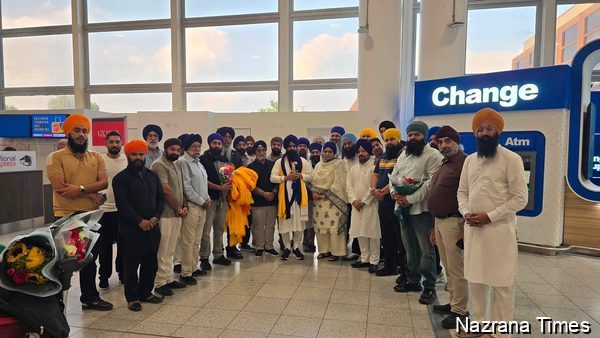 Jathedar Giani Kuldip Singh Gargajj Receives Warm Welcome from Sikh Sangat on Arrival in the UK