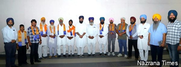 ਬਿੱਲਾ ਸ਼ੇਰੋਂ ਦੀ ਅਗਵਾਈ ਹੇਠ ਫਤਿਆਬਾਦ ਦੇ ਕਈ ਪਰਿਵਾਰ ਕਾਂਗਰਸ ਤੇ 'ਆਪ' ਨੂੰ ਛੱਡ ਸ਼੍ਰੋਅਦ 'ਚ ਸ਼ਾਮਲ
