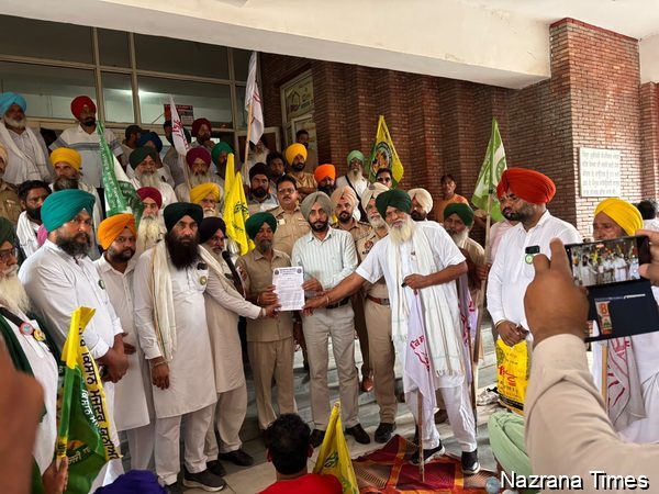 ਸੰਯੁਕਤ ਕਿਸਾਨ ਮੋਰਚਾ ਗੈਰ ਰਾਜਨੀਤਿਕ ਵੱਲੋਂ ਸਾਰੇ ਪੰਜਾਬ ਦੇ ਡੀਸੀ ਦਫਤਰਾਂ ਵਿੱਚ ਮੰਗ ਪੱਤਰ ਦਿੱਤੇ : ਕਿਸਾਨ ਆਗੂ