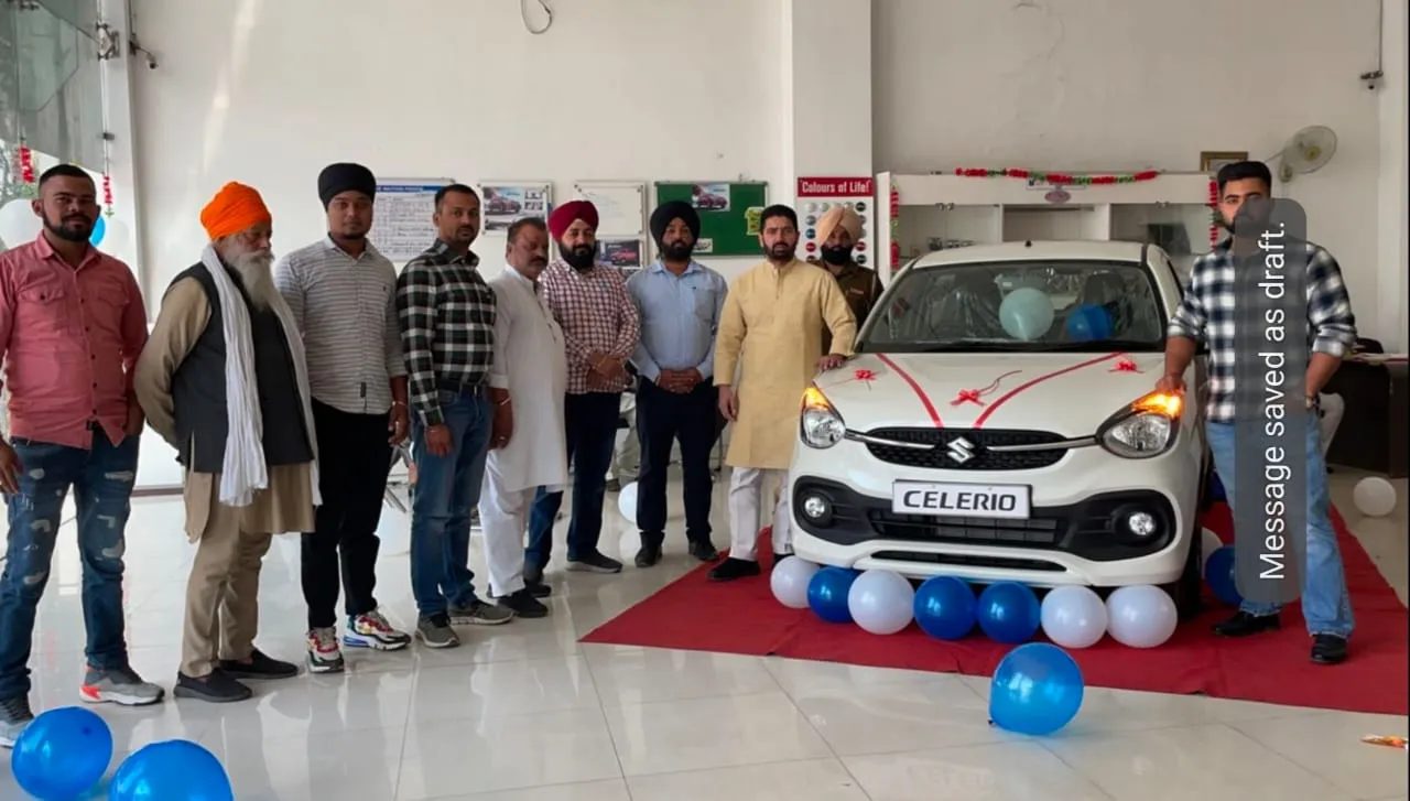 ਲਵਲੀ ਆਟੋ ਨਵੀਂ ਗੱਡੀ ਦਾ ਉਦਘਾਟਨ ਕਰਨ ਪਹੁੰਚੇ ਅਸ਼ਵਨ ਭੱਲਾ