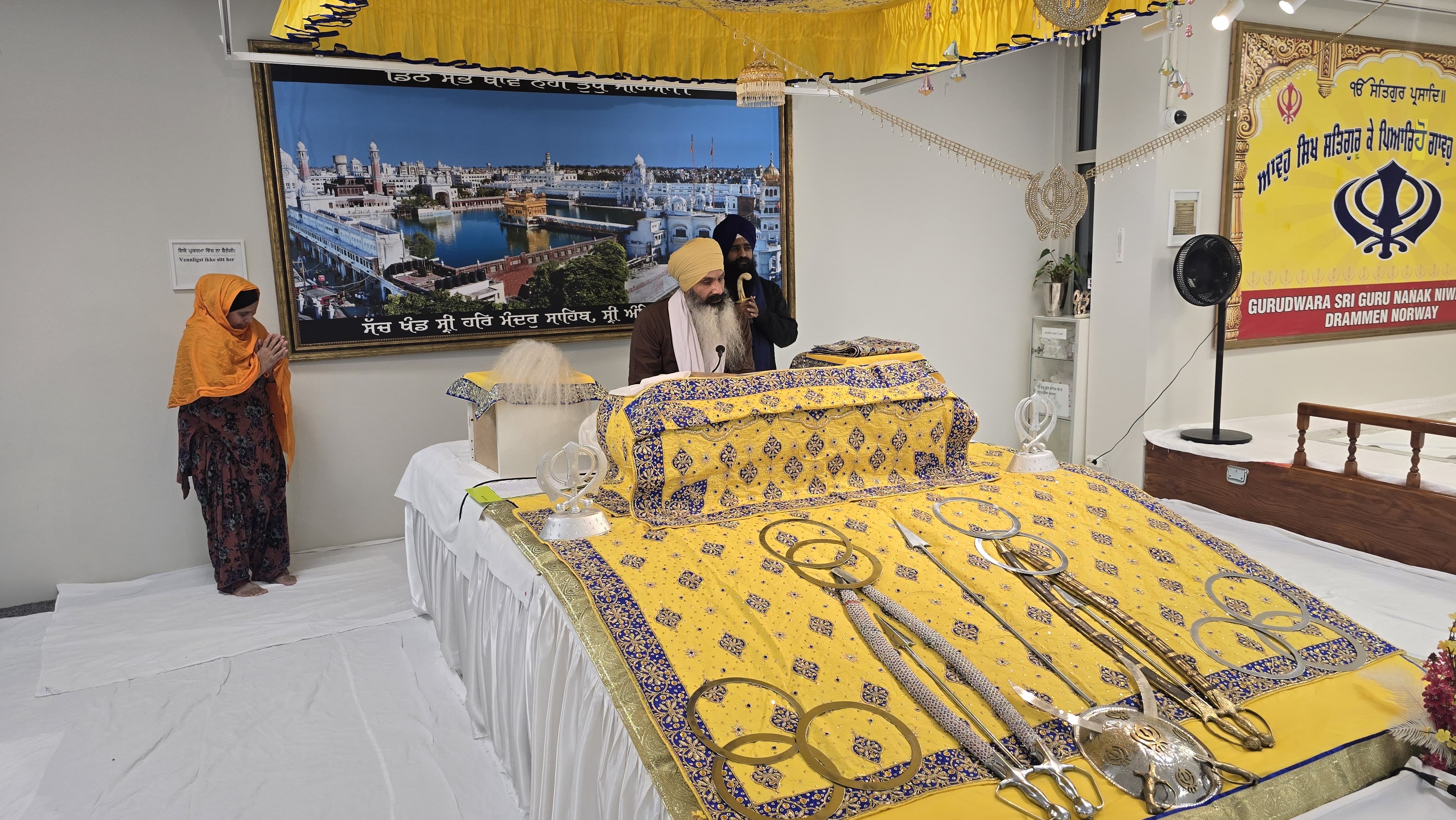 ਜਥੇਦਾਰ ਕੁਲਦੀਪ ਸਿੰਘ ਗੜਗੱਜ (ਨਾਰਵੇ) ਸਕੂਲ ਦੌਰਾ