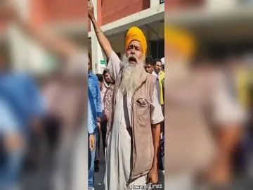 "ਮੇਰਾ ਪੁੱਤ ਤਾਂ ਤੁਰ ਗਿਆ, ਪਰ ਕਈਆਂ ਦੇ ਪੁੱਤ ਨਸ਼ੇ ਦੇ ਨਰਕ ਵਿੱਚੋਂ ਬਚਾ ਗਿਆ": ਸ਼ਹੀਦ ਪਰਵਿੰਦਰ ਝੋਟਾ ਦੇ ਪਿਤਾ ਭੀਮ ਸਿੰਘ