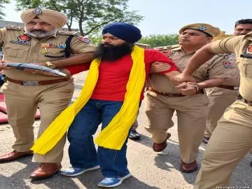 ਪੰਜਾਬ ਬੰਦ ਮੌਕੇ ਅਕਾਲੀ ਦਲ ਵਾਰਿਸ ਪੰਜਾਬ ਦੇ ਸ਼ਾਮ ਚੁਰਾਸੀ ਤੋਂ ਹਲਕਾ ਇੰਚਾਰਜ ਭੁਪਿੰਦਰ ਸਿੰਘ ਨਾਲ਼ ਹੋਈ ਸਰਕਾਰੀ ਧੱਕੇਸ਼ਾਹੀ