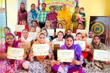 ਗੁਰੂ ਅਰਜਨ ਦੇਵ ਪਬਲਿਕ ਸਕੂਲ ਚੋਹਲਾ ਸਾਹਿਬ 'ਚ 'ਊੜਾ ਤੇ ਜੂੜਾ ਬਚਾਈਏ' ਤਹਿਤ ਕਰਵਾਇਆ ਵਿਲੱਖਣ ਸਮਾਗਮ