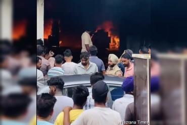 ਡੇਹਰਾ ਸਾਹਿਬ ਵਿਖੇ ਮੱਲੀ ਫਰਨੀਚਰ ਹਾਊਸ ਨੂੰ ਲੱਗੀ ਭਿਆਨਕ ਅੱਗ,ਲੱਖਾਂ ਦਾ ਸਮਾਨ ਸੜ ਕੇ ਸੁਆਹ