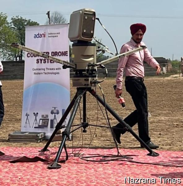 ਤਰਨ-ਤਾਰਨ ਦੇ ਸਰਹੱਦੀ ਪਿੰਡ ਨੌਸ਼ਹਿਰਾ ਢਾਲਾ ਵਿਚ ਐਂਟੀ ਡਰੋਨ ਸਿਸਟਮ ਦਾ ਪ੍ਰੀਖਣ ਕੀਤਾ ਗਿਆ