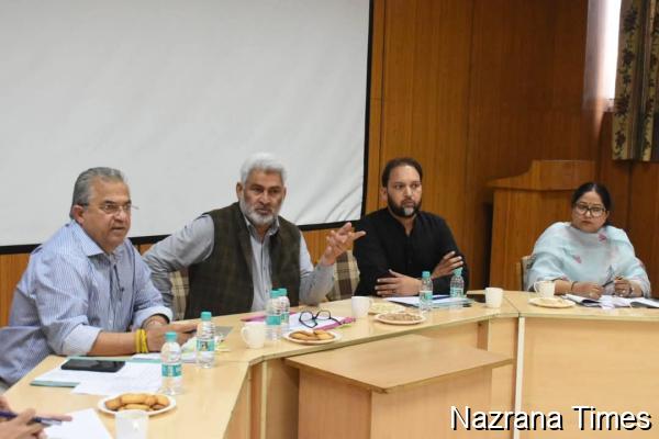 ਮੰਤਰੀ ਕਟਾਰੂ ਚੱਕ ਨੇ ਸੀਨੀਅਰ ਅਧਿਕਾਰੀਆਂ ਨਾਲ ਮੀਟਿੰਗ ਕਰਕੇ ਕਣਕ ਦੇ ਖ਼ਰੀਦ ਪ੍ਰਬੰਧਾਂ ਦਾ ਲਿਆ ਜਾਇਜ਼ਾ