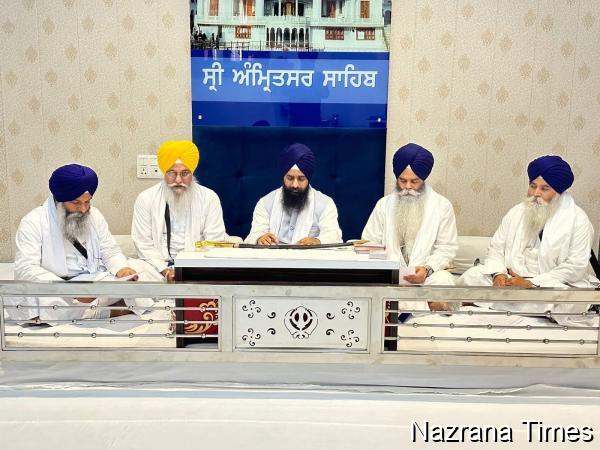 ਅਕਾਲ ਤਖ਼ਤ ਸਾਹਿਬ ਤੋਂ ਪਟਨਾ ਸਾਹਿਬ ਦੇ ਸਾਬਕਾ ਜਥੇਦਾਰ ਗਿਆਨੀ ਇਕਬਾਲ ਸਿੰਘ ਦੀਆਂ ਪੰਥਕ ਸੇਵਾਵਾਂ ਤੇ ਰੋਕ, ਹੋਰ ਕਈ ਅਹਿਮ ਮਤੇ ਕੀਤੇ ਪਾਸ 