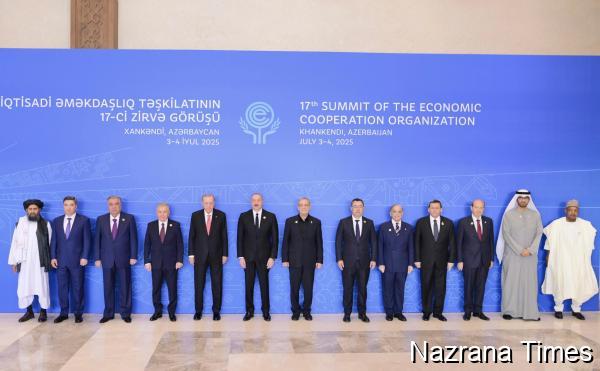 पीएम शहबाज ने ECO शिखर सम्मेलन में क्षेत्रीय एकजुटता का आह्वान किया, तुर्किये, ईरान और उज्बेकिस्तान के नेताओं से मिले