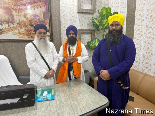 Head Granthi of Sri Harmandar Sahib Honours Jathedar Giani Kuldip Singh Gargajj with 'Siropa', Assures Full Support at All Levels 
