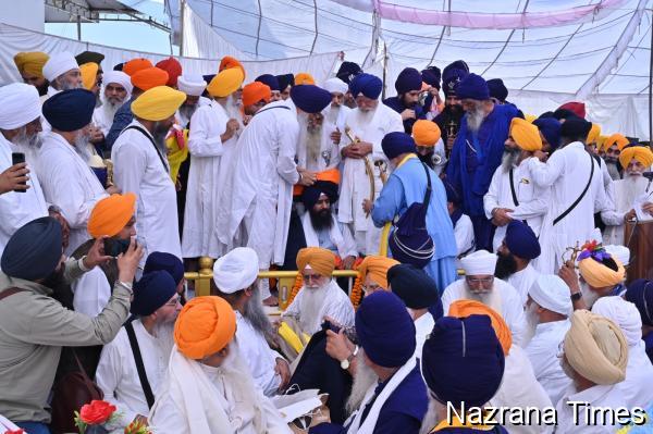 ਤਖ਼ਤ ਸ੍ਰੀ ਕੇਸਗੜ੍ਹ ਸਾਹਿਬ ਵਿਖੇ ਸਿੱਖ ਜਥੇਬੰਦੀਆਂ ਨੇ ਜਥੇਦਾਰ ਗਿਆਨੀ ਕੁਲਦੀਪ ਸਿੰਘ ਗੜਗੱਜ ਦਾ ਦਸਤਾਰਾਂ ਦੇ ਕੇ ਕੀਤਾ ਸਨਮਾਨ