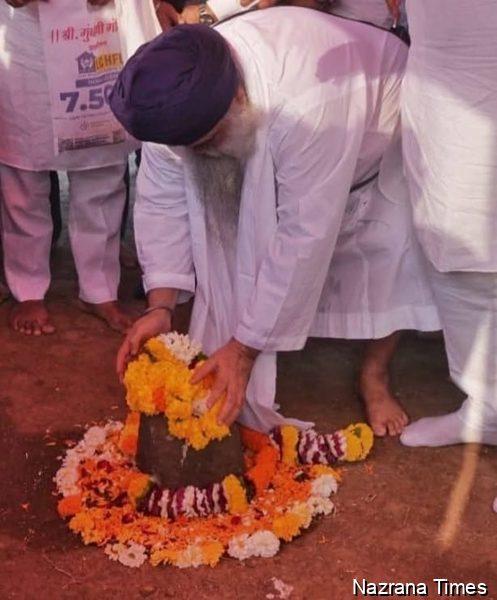 ਸ਼ੇਰ ਦੀ ਖੱਲ ਪਾ ਕੇ ਖੋਤਾ ਸ਼ੇਰ ਨਹੀਂ ਬਣ ਜਾਂਦਾ...